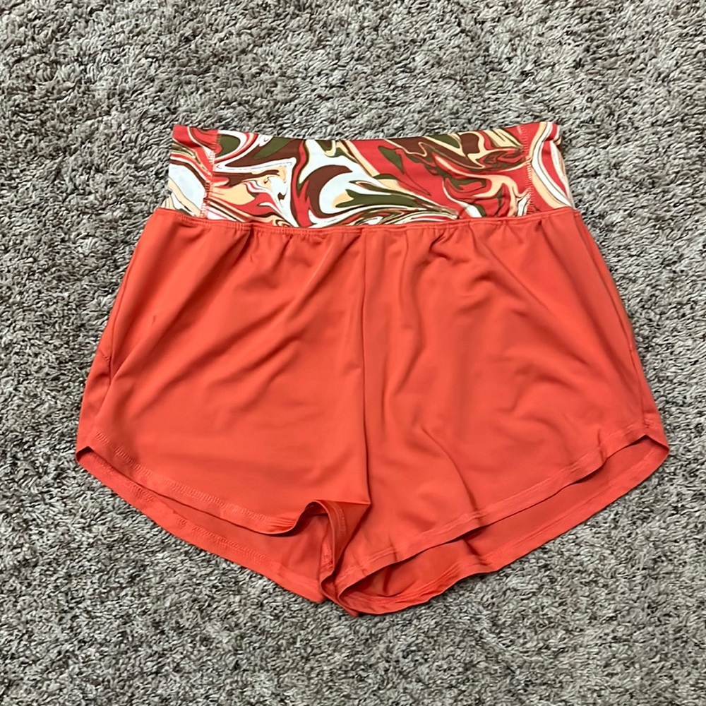 SO NWT women’s Shortie shorts